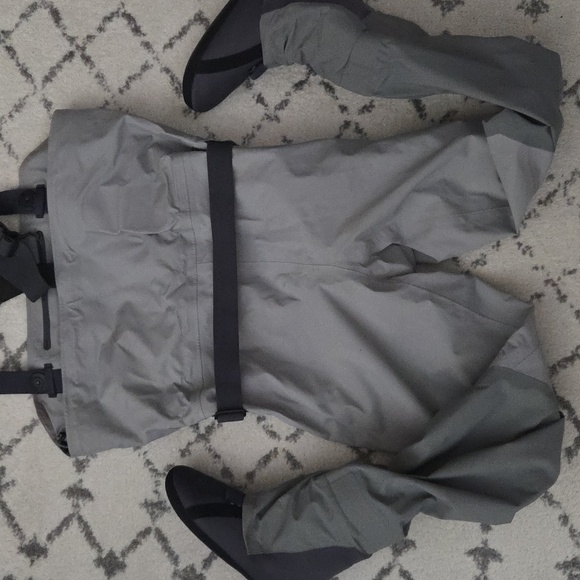 Women's Orvis Ultralight Chest Waders - Size Large - Picture 13 of 14